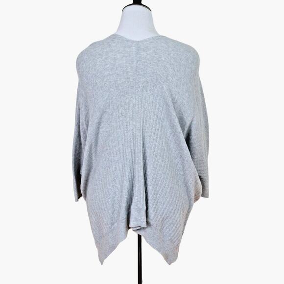 Cabi Size M Watson Pullover Sweater 5451 Double V Neck Light Gray - Picture 5 of 10